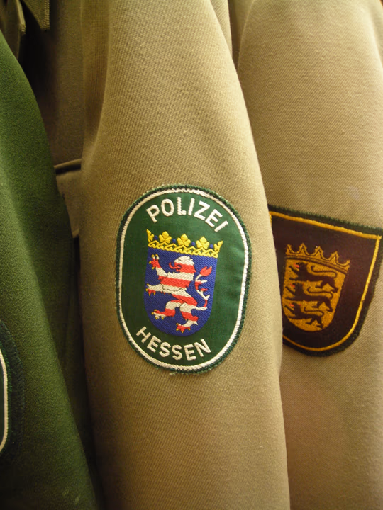 Anklage gegen Polizeibeamten wegen Erniedrigung und Nötigung