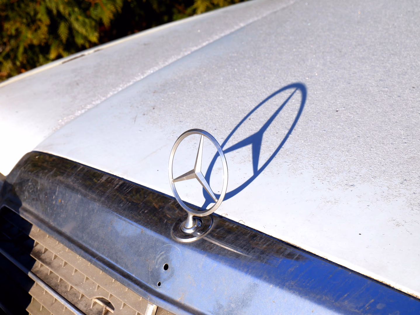 Mercedes-Benz offen für Einstieg in Rüstungsproduktion