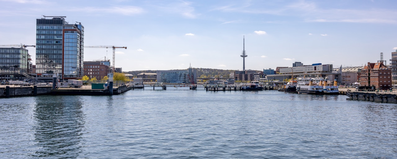 Nord-Ostsee-Kanal: Hagedorn: Weiter halbe Befahrensabgabe für Nord-Ostsee-Kanal