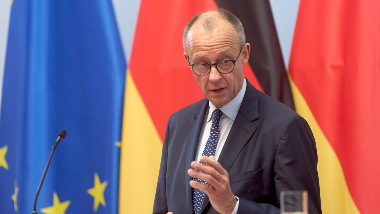 Spannungen zwischen Europa und USA - Merz weist US-Kritik an EU-Strafe für X zurück